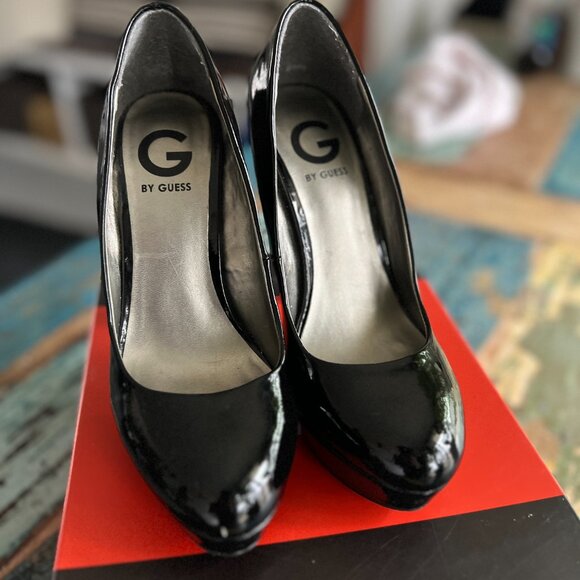 Guess Black Patent Leather Stiletto Platform, Size 7 - Picture 3 of 8